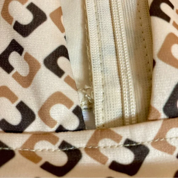 SHEIN Brown & Tan Deep-V Sleeveless Mini Dress With Front Slit - Size 6 - Picture 9 of 9